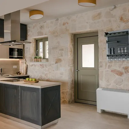 Templin Χαλιωτάτα